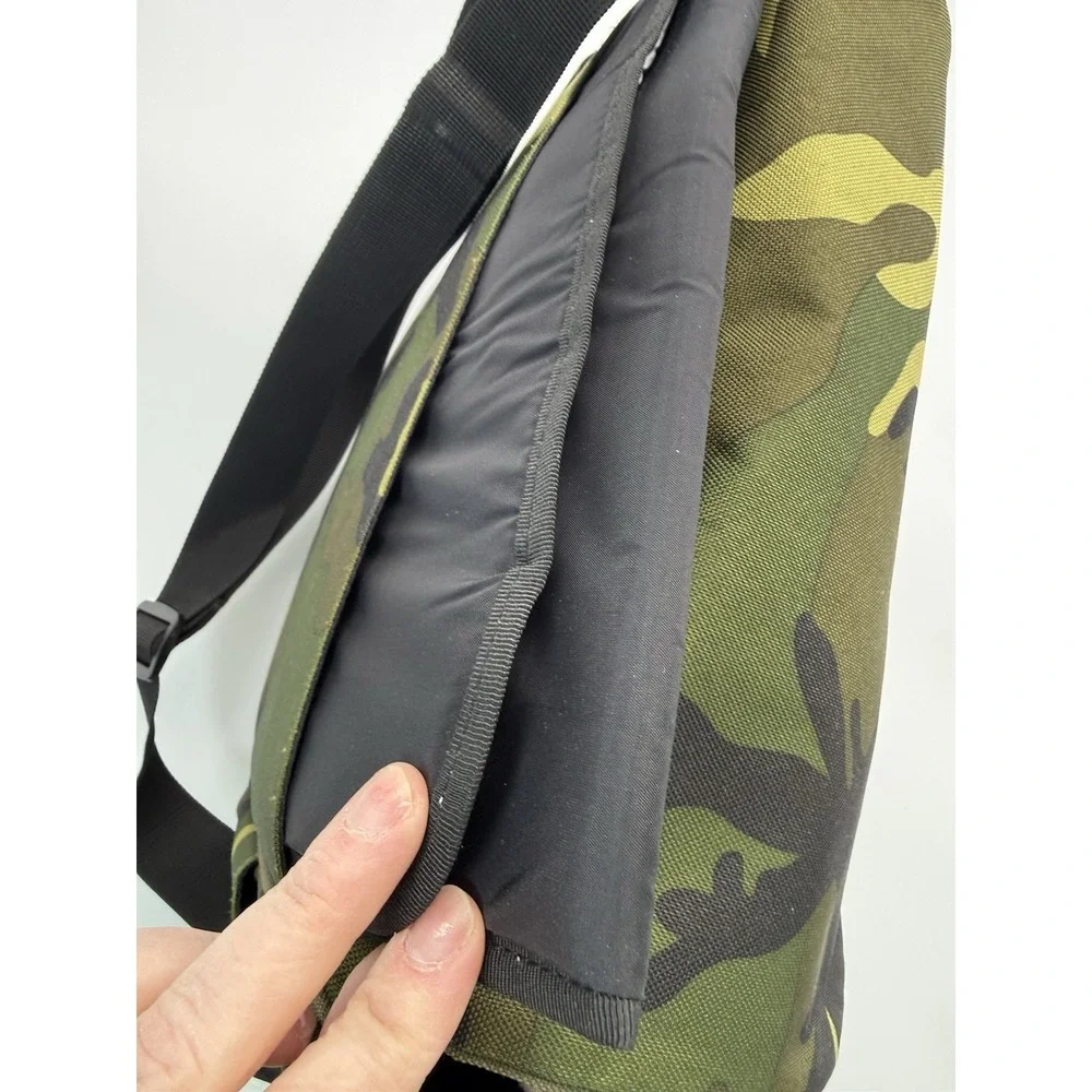 Skip Hop Spark Camo Camouflage Diaper Bag‎ Tote Zip Slip Bottle Pockets